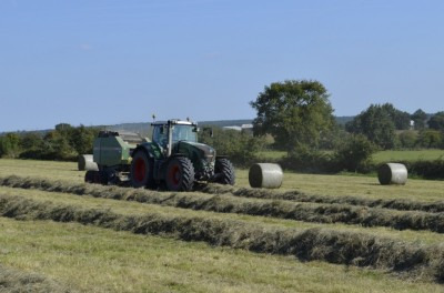 Vie à la ferme: l'été, on fait les foins!